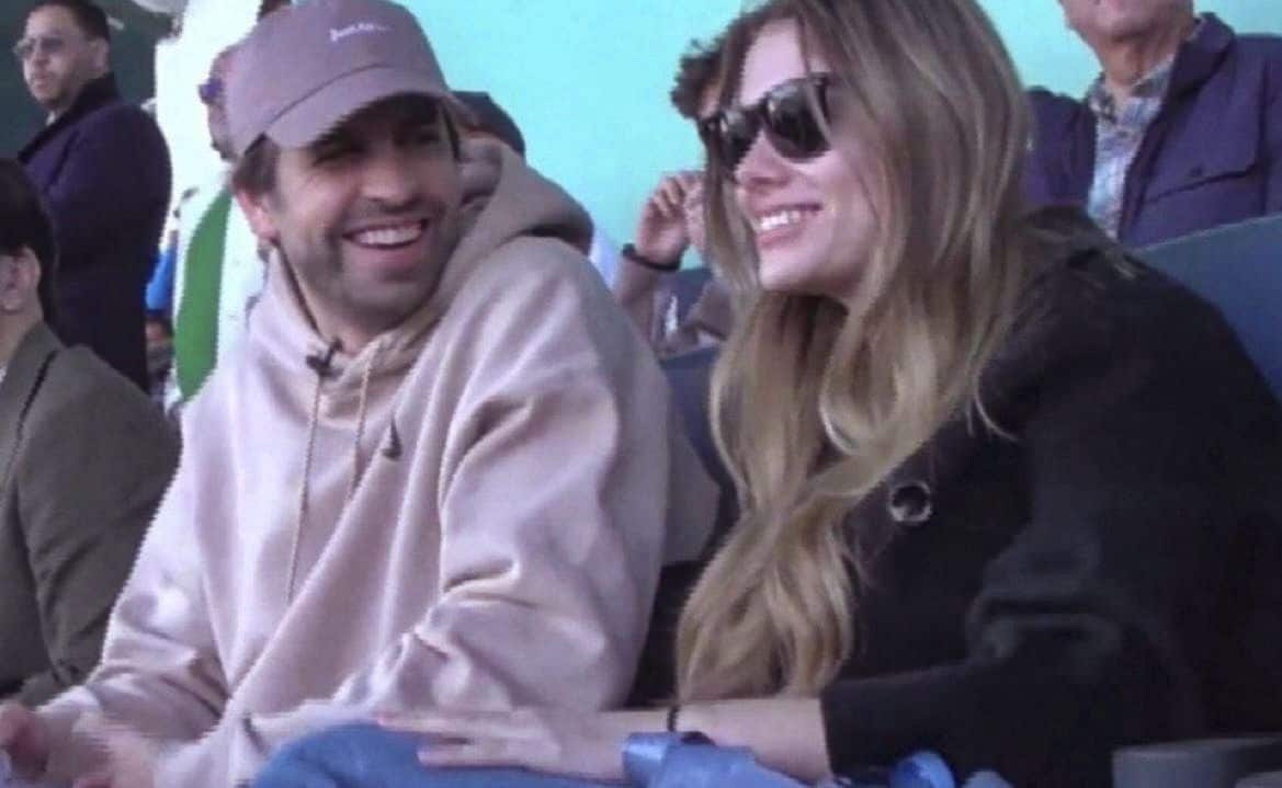 Gerard Pique and Clara Chia enjoy a soccer game in Morocco, while Shakira was on tour with the children.
