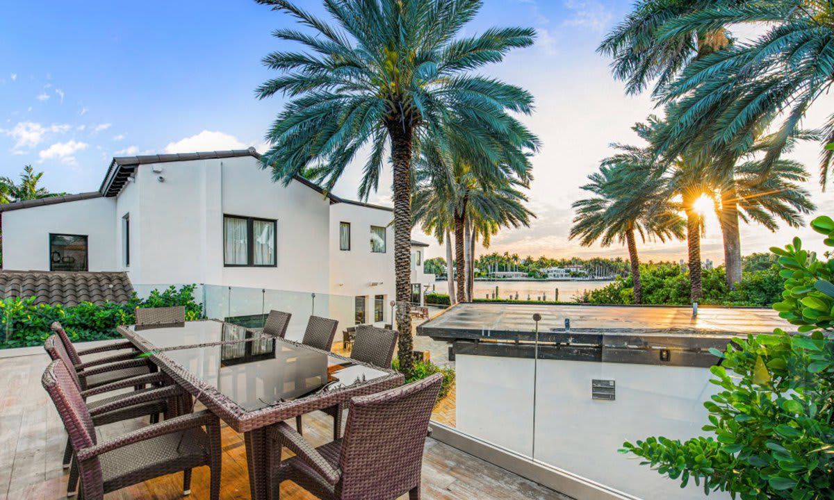 Inside J.Lo's Miami Rental