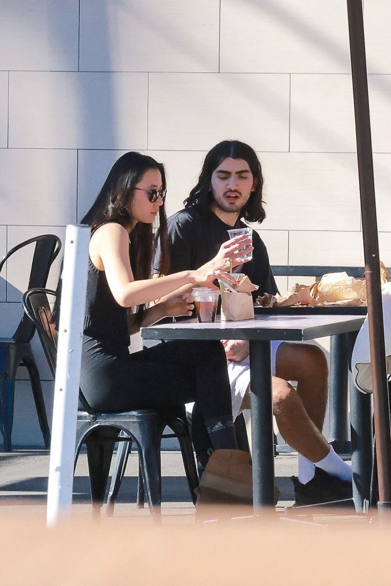 Bigi and his girlfriend were photographed grabbing some breakfast