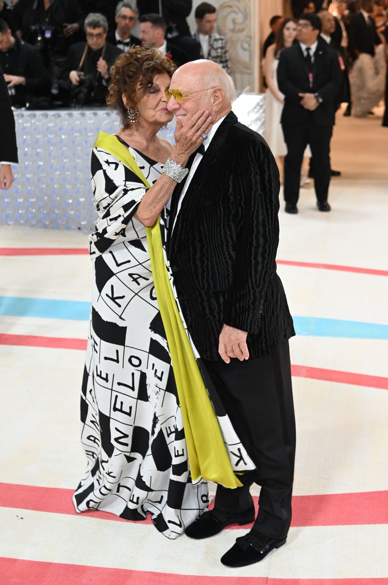  Diane von Furstenberg (L) and Barry Diller attend The 2023 Met Gala.