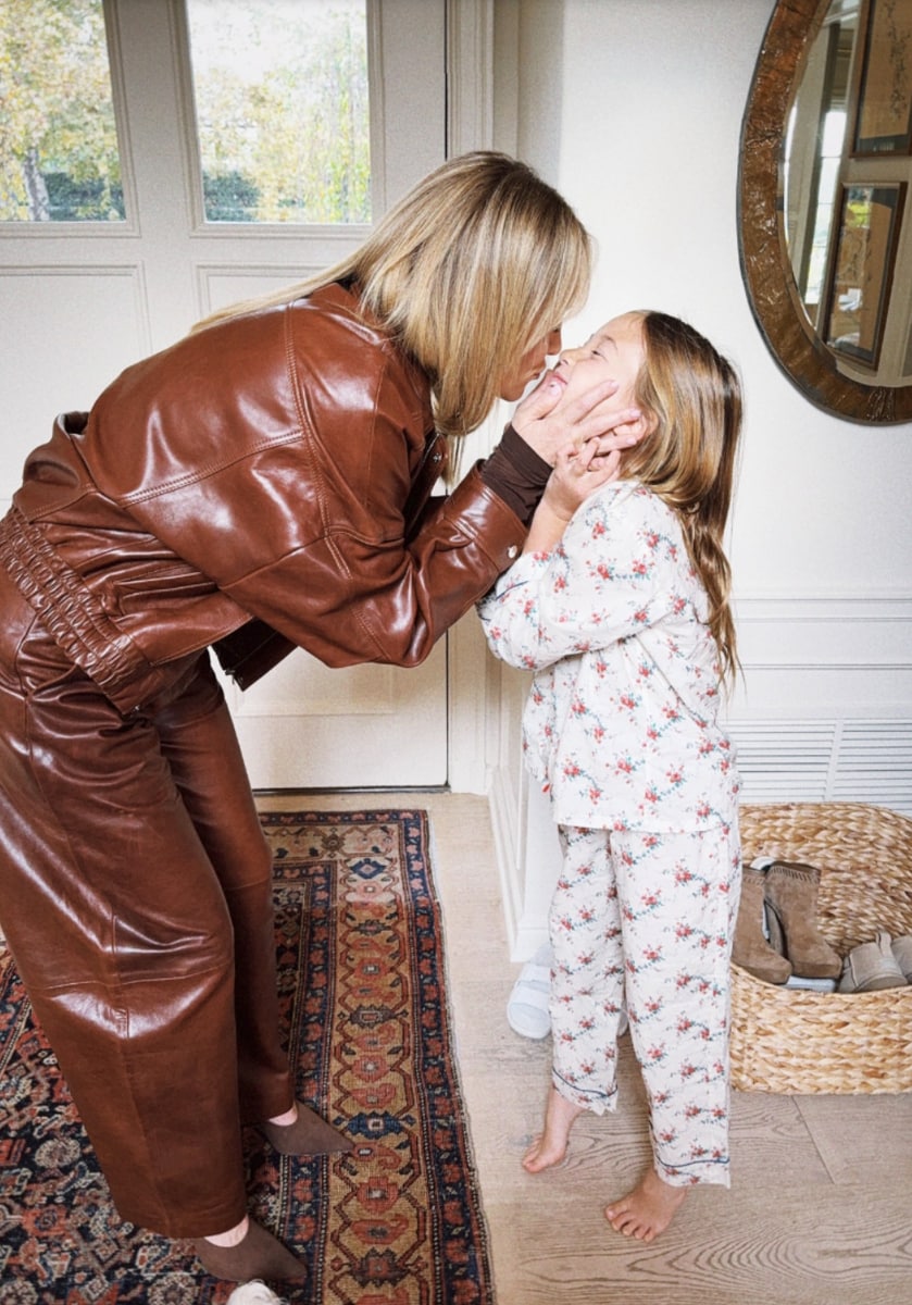 Kate Hudson is giving us major mother-daughter goals.