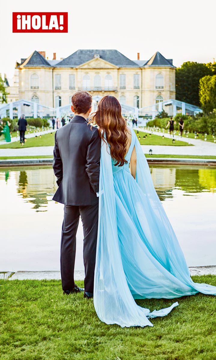 Luis Miguel and Paloma Cuevas together by a lake