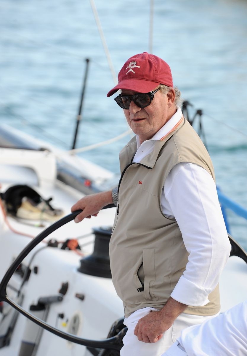 PALMA DE MALLORCA, SPAIN - JULY 22:  HRH King Juan Carlos of Spain stands on board the yacht 'Bribon' during the first day of The 14th Breitling Sailing Cup on July 22, 2008 in Palma de Mallorca, Spain.  (Photo by Carlos Alvarez/Getty Images)