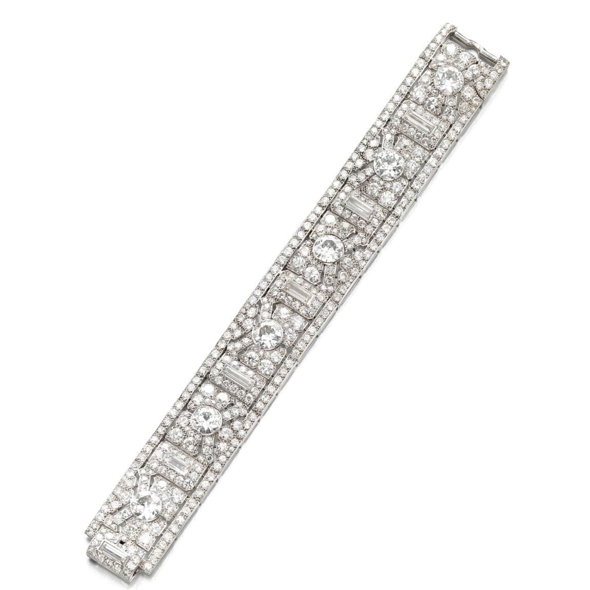 Cartier, Important Diamond Bracelet, ‘Course de Feuillage’, 1926. Estimate CHF 200,00 300,000