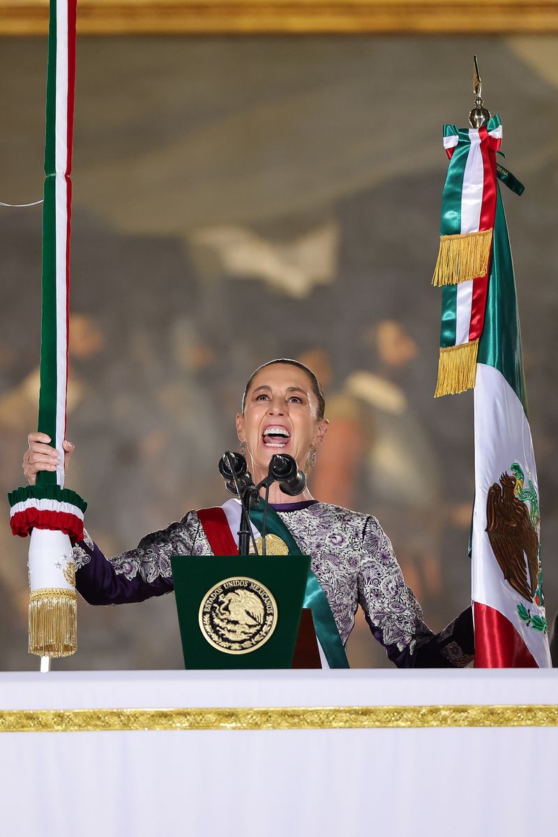  She celebrated unsung heroines of the fight, shouting the names of women such as Gertrudis Bocanegra and María Manuela Molina