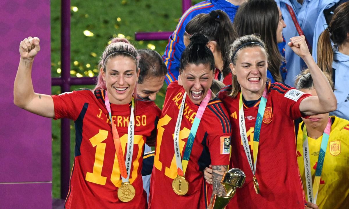 FBL-WC-2023-WOMEN-MATCH64-ESP-ENG-PODIUM