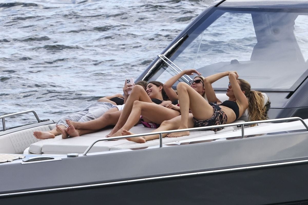Ivanka and Gisele were joined by Vivian Brady and a friend as they all sunbathed on the yacht's deck