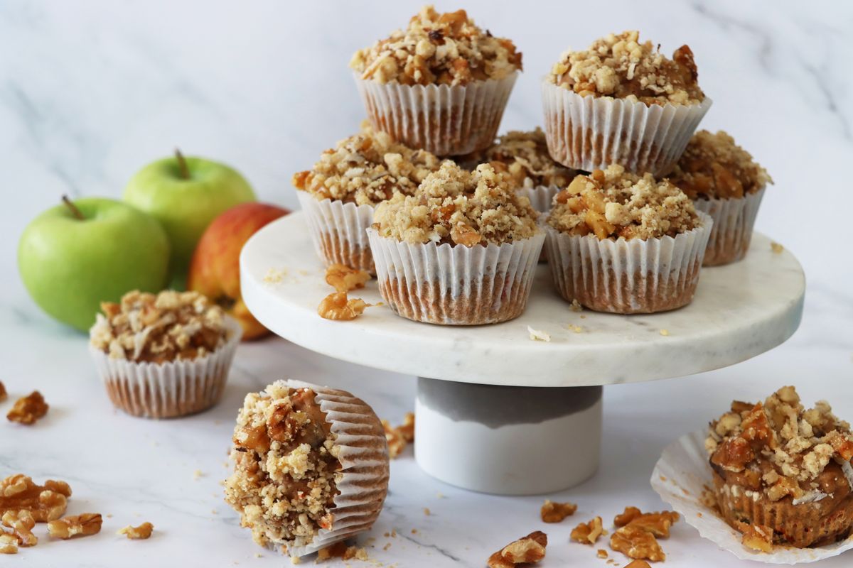 Apple Cinnamon Yellow Cake Muffins