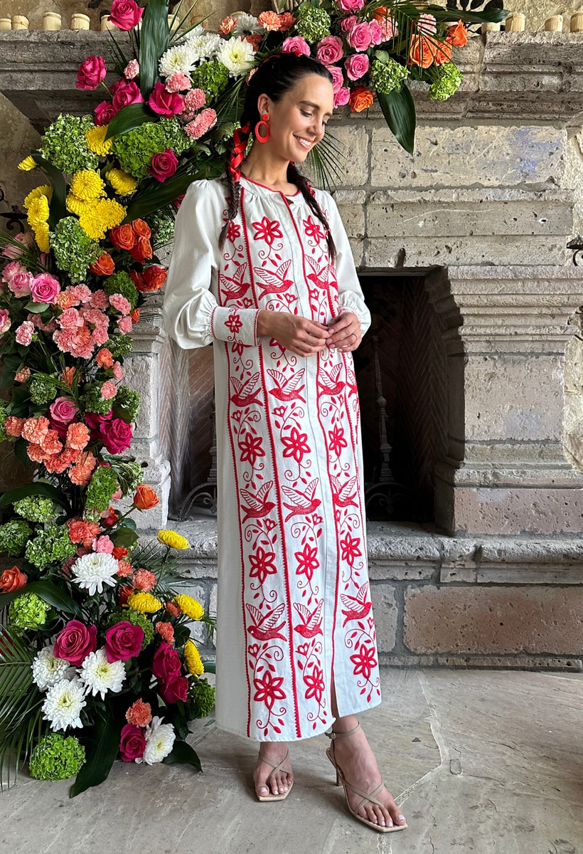 Cristina Lynch preserves a 200-year-old Mexican tradition, inspired by the treasures of her childhood