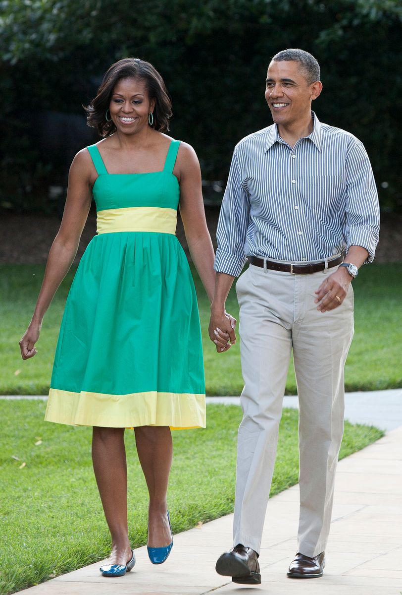  U.S. President Barack Obama and first lady Michelle Obama walk to the South Lawn of the White House on June 27, 2012, in Washington, D.C. 