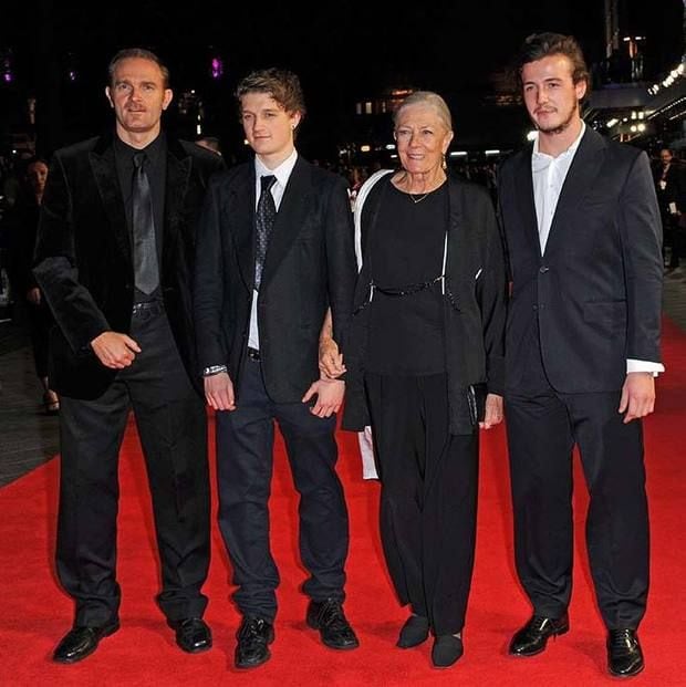 In 2014 with his uncle, cousin, and grandmother Vanessa Redgrave.
Photo: Getty Images