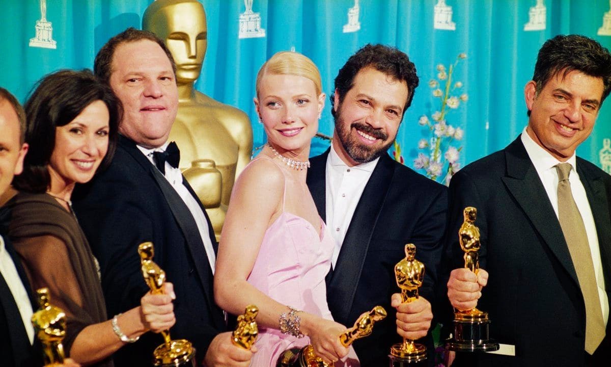 Gwyneth Paltrow and Producers with Awards