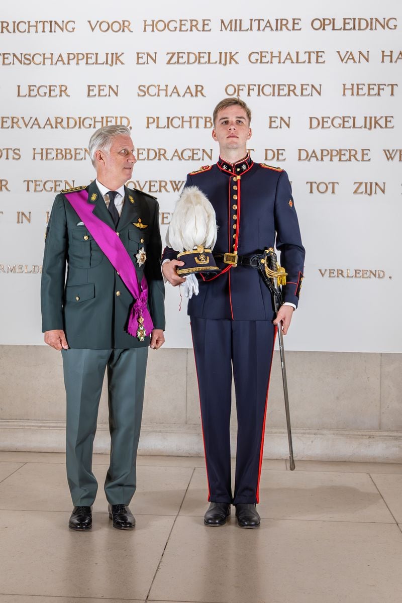 BRUSSELS, BELGIUM - SEPTEMBER 30:  King Philippe and His Royal Highness Prince Gabriel of Belgium pose for photographers after the swearing-in ceremony at the Royal Military Academy on September 30, 2025 in Brussels, Belgium. (Photo by Geert Vanden Wijngaert/Getty Images)