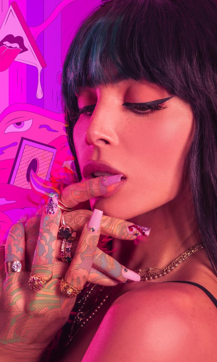 Chesca is back with her new single, ‘Te Quiero Baby (I Love You Baby)’ which also features Pitbull and the legend, Frankie Valli.