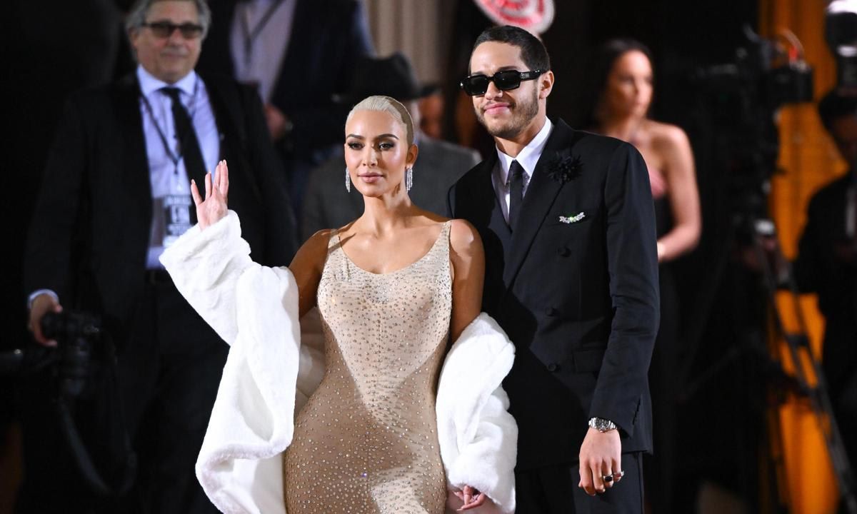 The 2022 Met Gala Celebrating "In America: An Anthology of Fashion"   Street Sightings