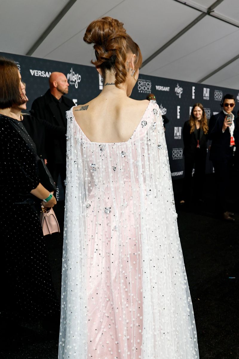 Social media has been filled with comments expressing concern about Grande's noticeably slimmer appearance.