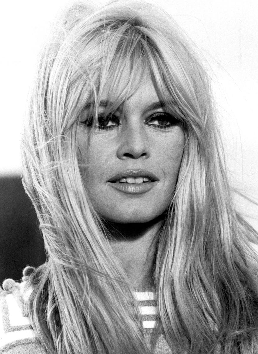 Brigitte Bardot on the set of "A Coeur Joie" ("Two Weeks in September")
