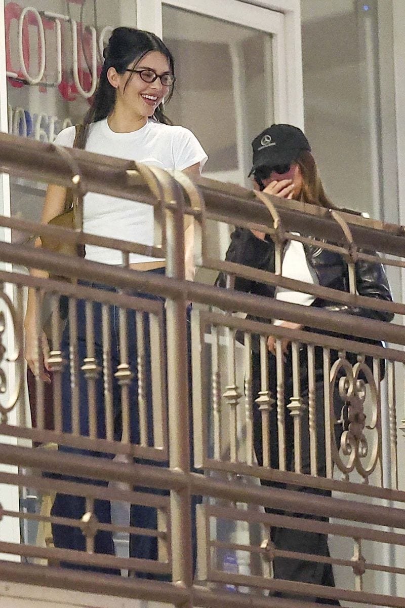 
Hailey Bieber and Kendall Jenner were seen enjoying a relaxed girls' night out at celebrity-favorite Sushi Park. 