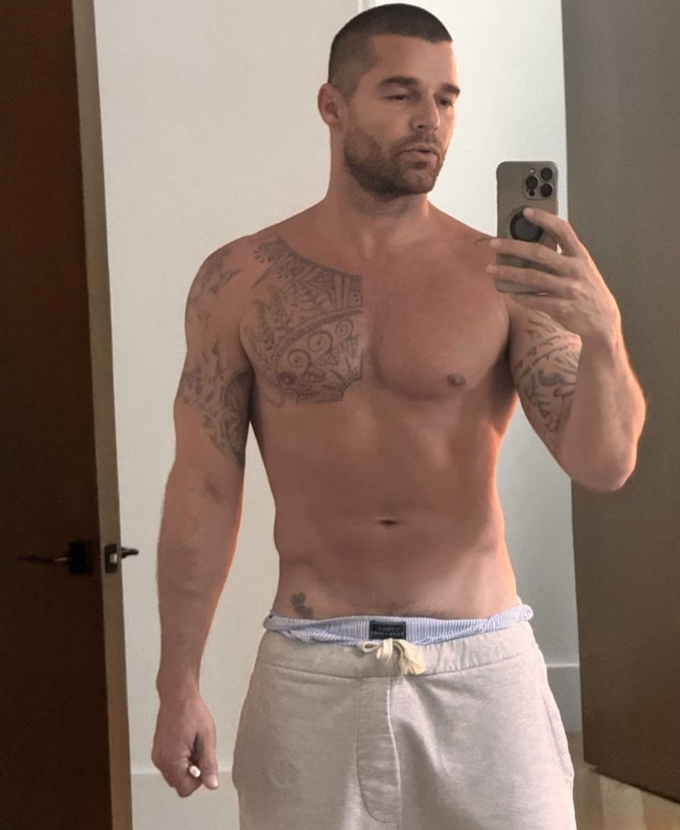 Ricky posted a picture flaunting his muscles