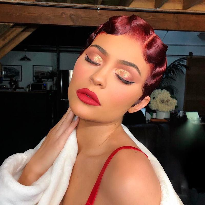 Kylie Jenner con look Charlestone