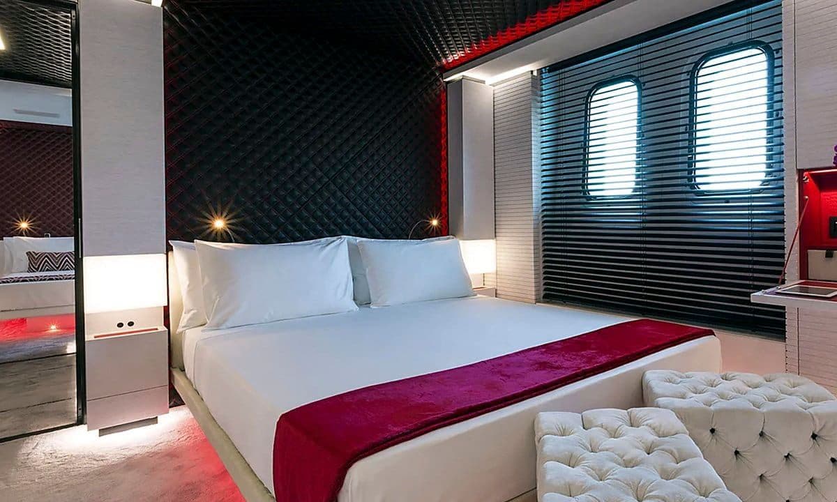 One of the bedrooms on A.Rod's yacht