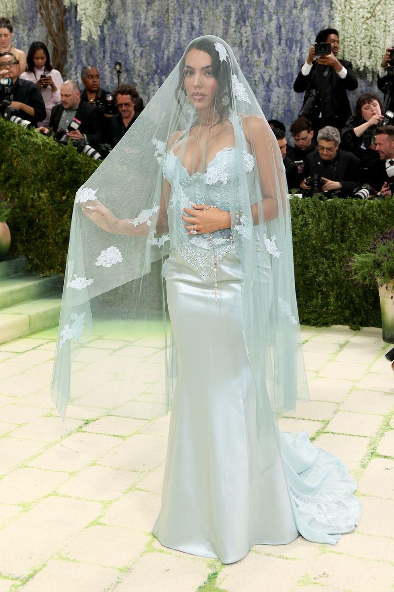 NEW YORK, NEW YORK - MAY 04: Georgina RodrÃ­guez attends the 2026 Met Gala celebrating "Costume Art" at the Metropolitan Museum of Art on May 04, 2026 in New York City. (Photo by Mike Coppola/Getty Images) 