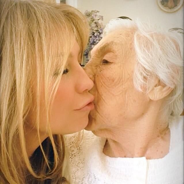 Thalía y su abuela
