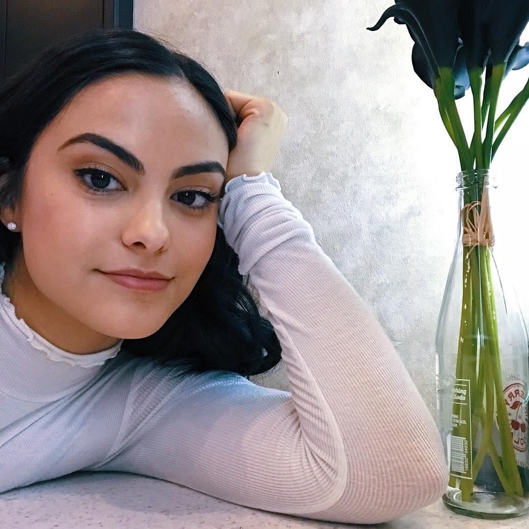 Camila Mendes representation