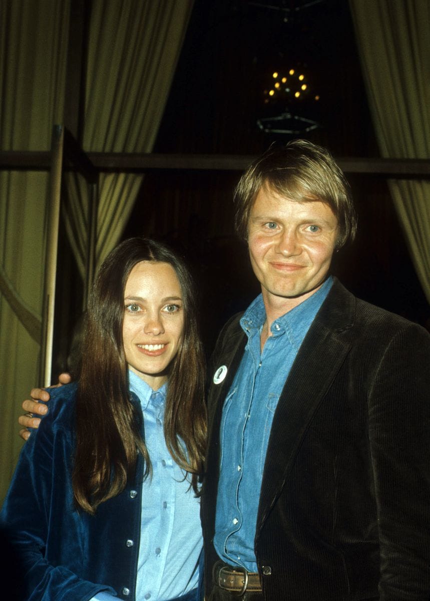 Angelina Jolie's parents in 1977: Jon Voight and Marcheline Bertrand