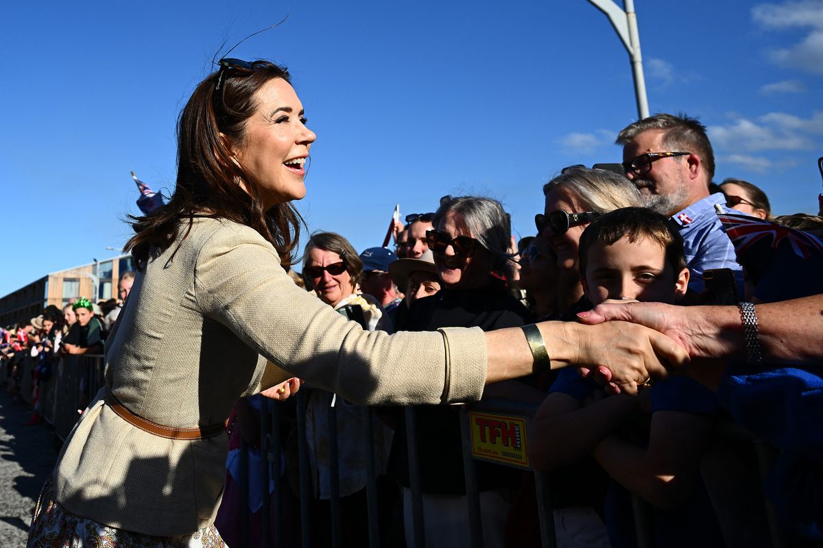 Queen Mary’s return to Australia marked a deeply personal milestone, as she embarked on her first official visit to her homeland since ascending the throne in 2024 alongside King Frederik X of Denmark.
