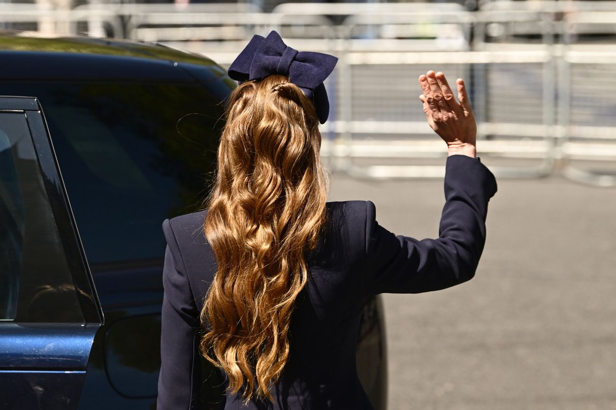 The Princess of Wales keeps her beauty look natural and timeless for the occasion.
