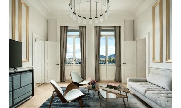 Practice your princess wave! In addition, the Ritz has equipped the suite with multiple balconies, which seem fit for any royal guest. Furnished beautifully, the balconies overlook Lake Geneva, the Alps and the Brunswick Garden. These luscious views can be witnessed on little verandas in the bedroom and living room.
Photo: Courtesy of The Ritz-Carlton Hotel de la Paix, Geneva