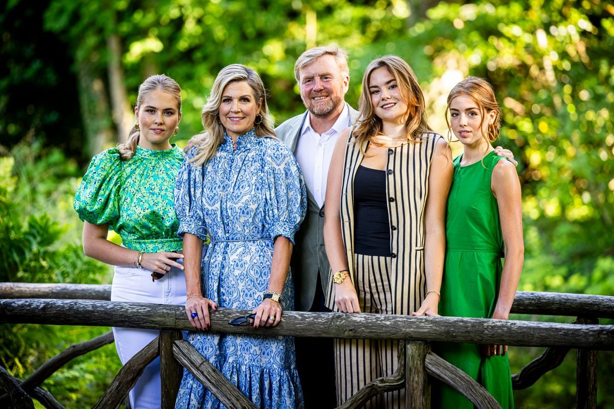 Princess Amalia, Queen Maxima, King Willem-Alexander, Princess Ariane, and Princess Alexia are concerned over their missing homekeeper