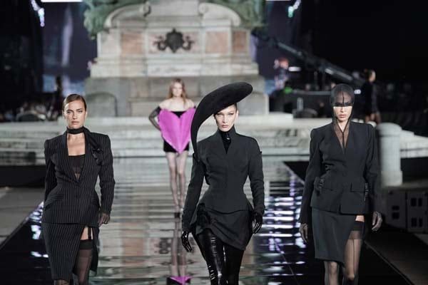 Irina Bella Joan Smalls fashion show