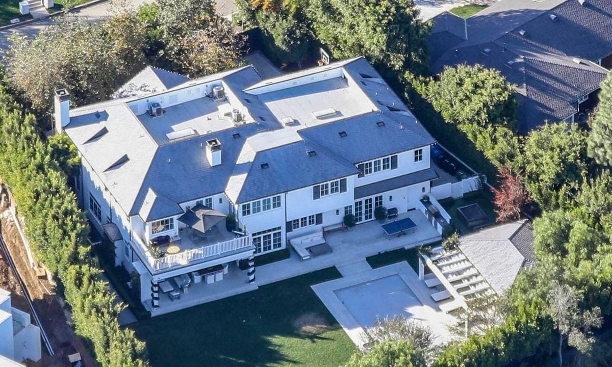 Ben Affleck is reportedly looking to sell his home