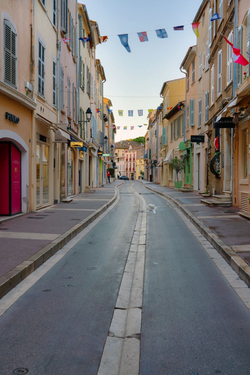 From luxury yachts to iconic beach clubs, Saint-Tropez continues to define Riviera glamour.