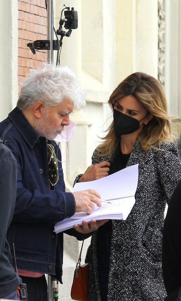 Penelope Cruz on set