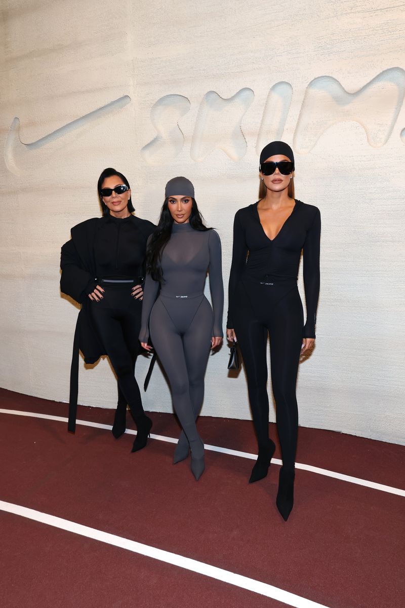 Kris Jenner, Kim Kardashian and Khloe now have Robert's bible