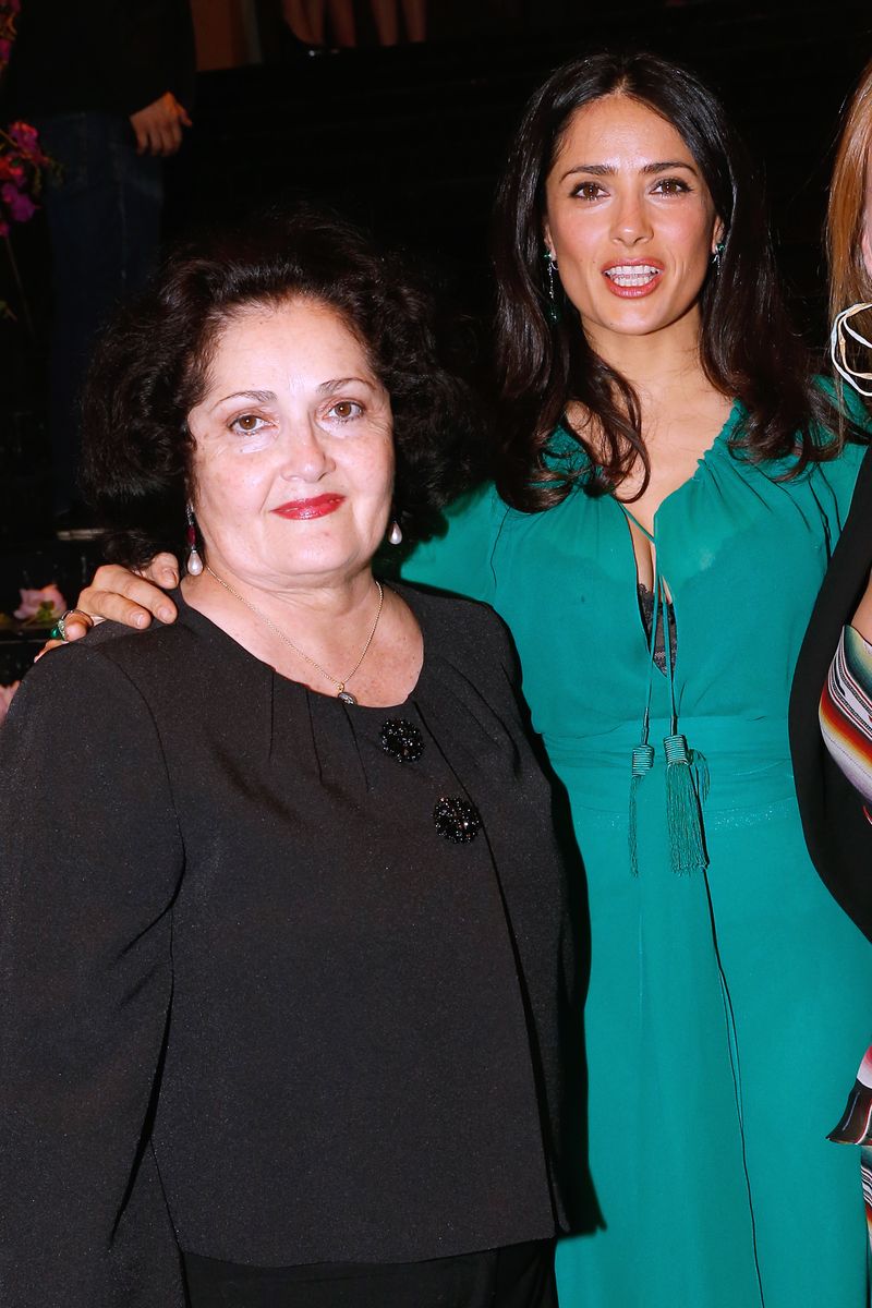 Salma Hayek and her mother Diana Ramirez in 2013
