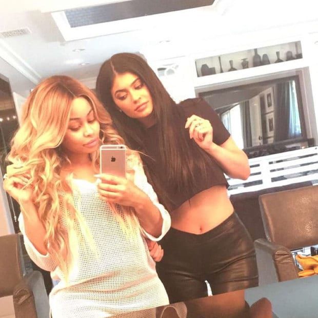 Rob put an end to the rumored feud between his sitter Kylie and Blac by sharing a photo of the two women.
<br>
Photo: Instagram.com/robkardashian