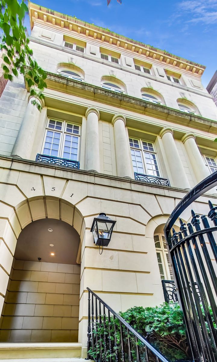 Michael Jordan's ex-wife Juanita sells River North mansion for $4.5M