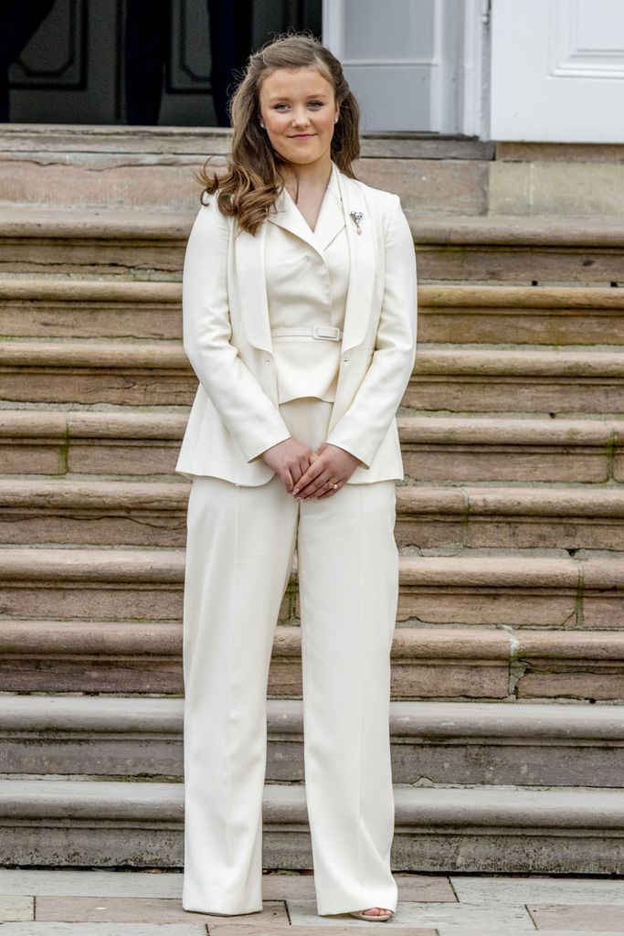 14. Elegant Confirmation Look