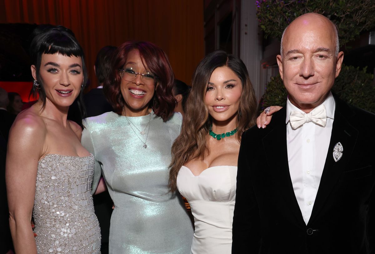 Katy Perry, Gayle King, Lauren Sanchez, and Jeff Bezos at Vanity Fair's Oscar After Party