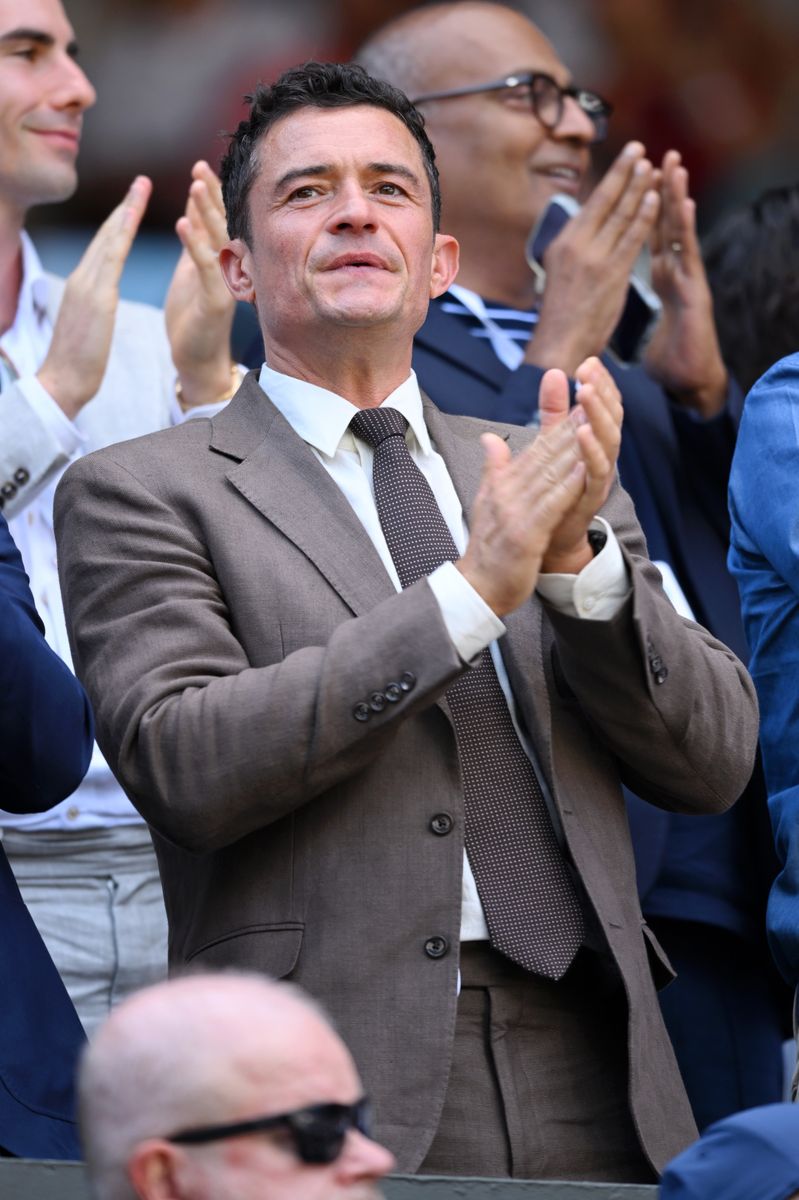  Orlando Bloom, wearing Ralph Lauren, attends day fourteen of the Wimbledon Tennis Championships at the All England Trennis and Croquet Club at on July 13, 2025 in London, England. (Photo by Karwai Tang/Getty Images for Ralph Lauren)