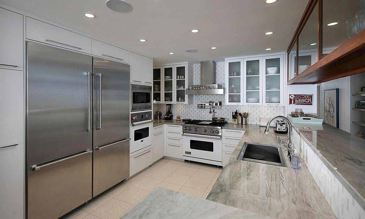 Chris Pratt and Katherine Schwarzenegger's summer beach rental