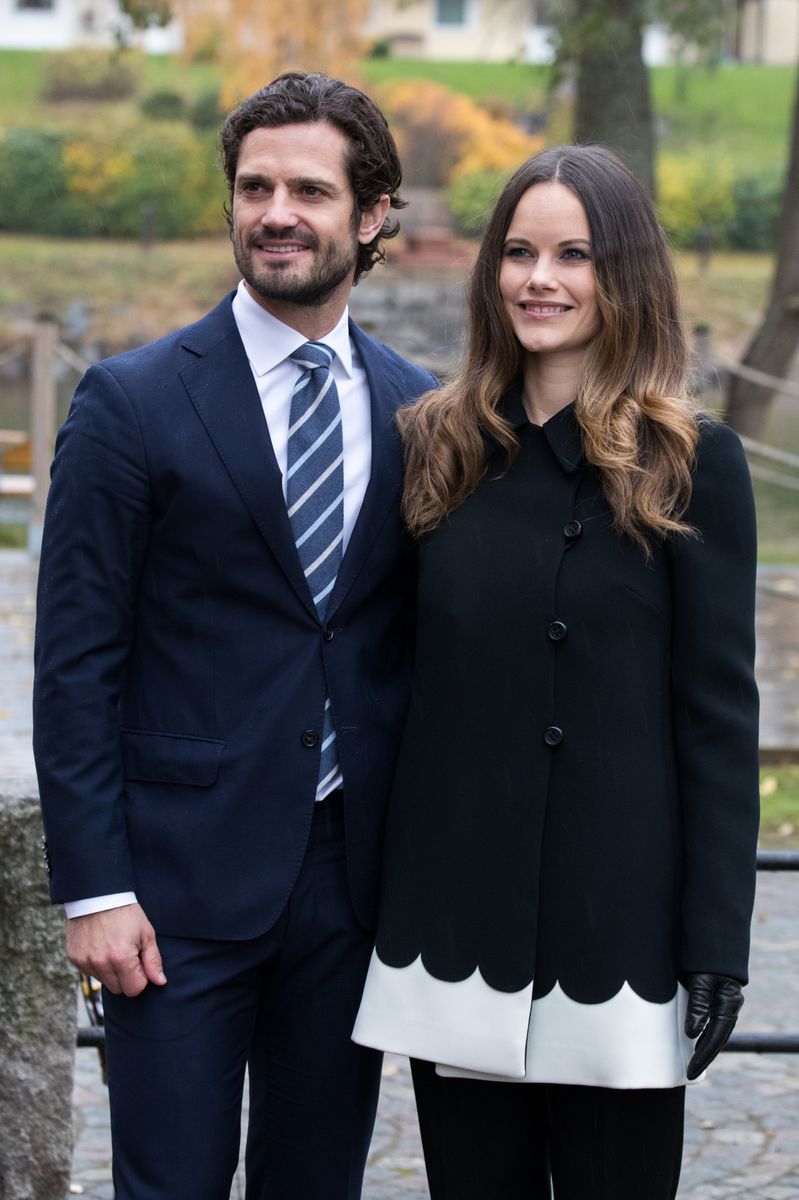 Prince Carl Philip and Princess Sofia arrive at the city Hall during Visit Varmlandon October 21, 2016 in Varmland, Sweden