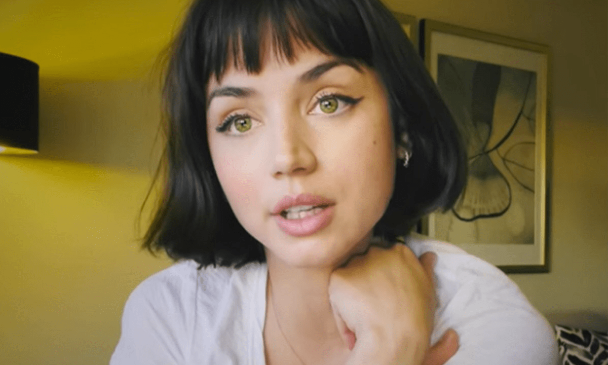 Ana de Armas post breakup haircut