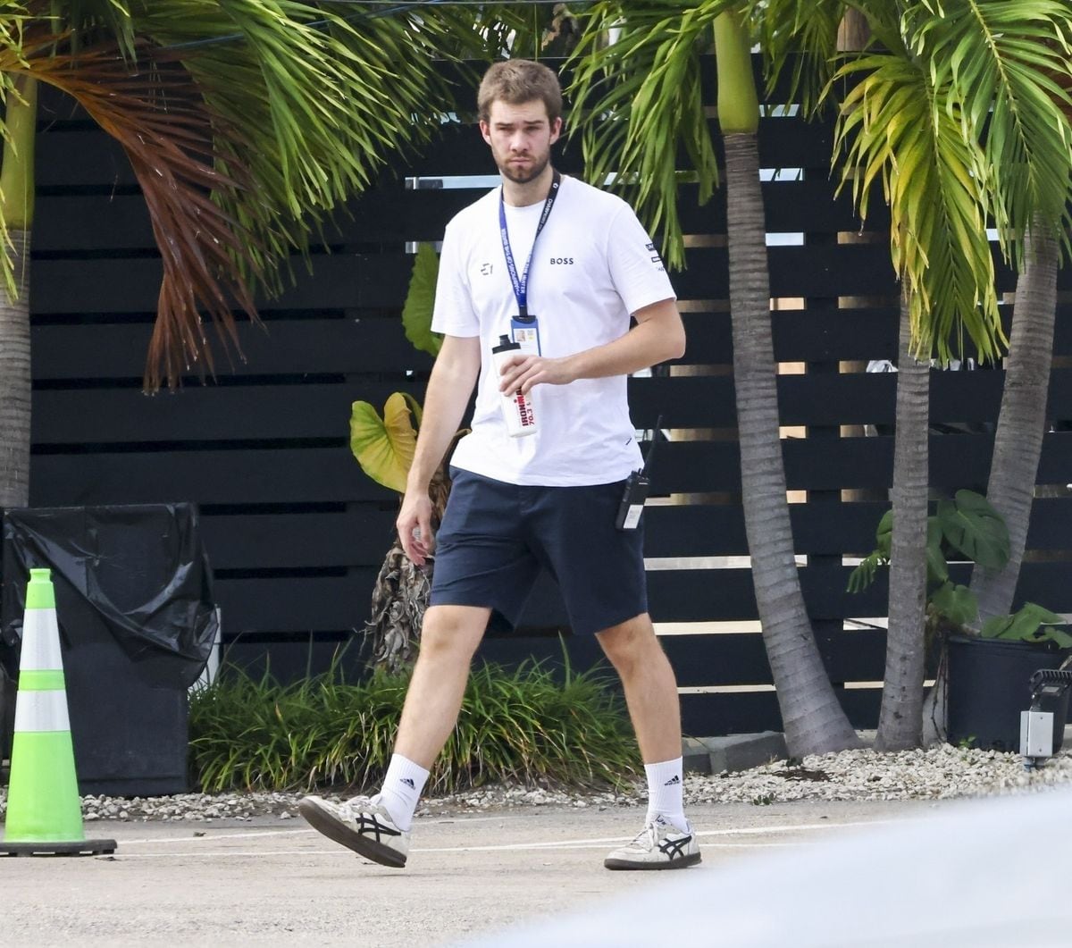 Juan Urdangarin and Sophia Khan continue their blossoming romance as the pair work together in preparation for the upcoming Electric Powerboat Racing event.