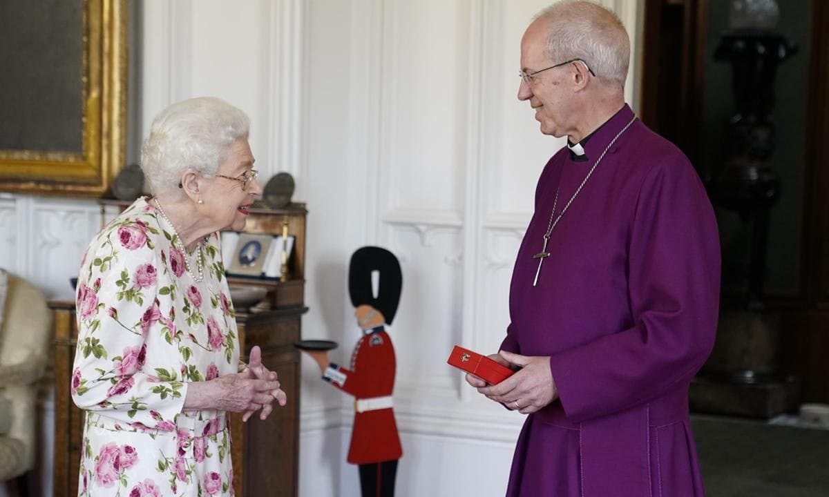 The Queen's hair appeared shorter on June 21