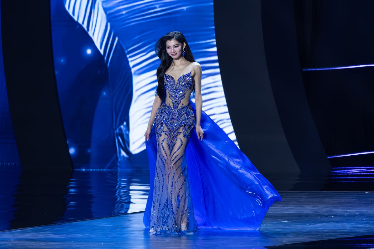 Miss Universe China, Na Zhao - Top 12